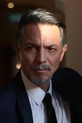 Портрет Бенджамин Брэтт