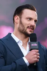 Портрет Роберт Маасер